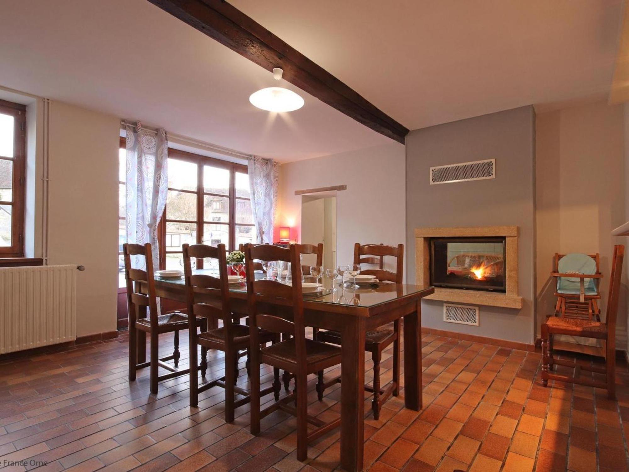 Maison Percheronne Spacieuse Avec Billard, Babyfoot, Et Jardin Clos, Animaux Bienvenus ! - Fr-1-497-65 La Mesniere Εξωτερικό φωτογραφία