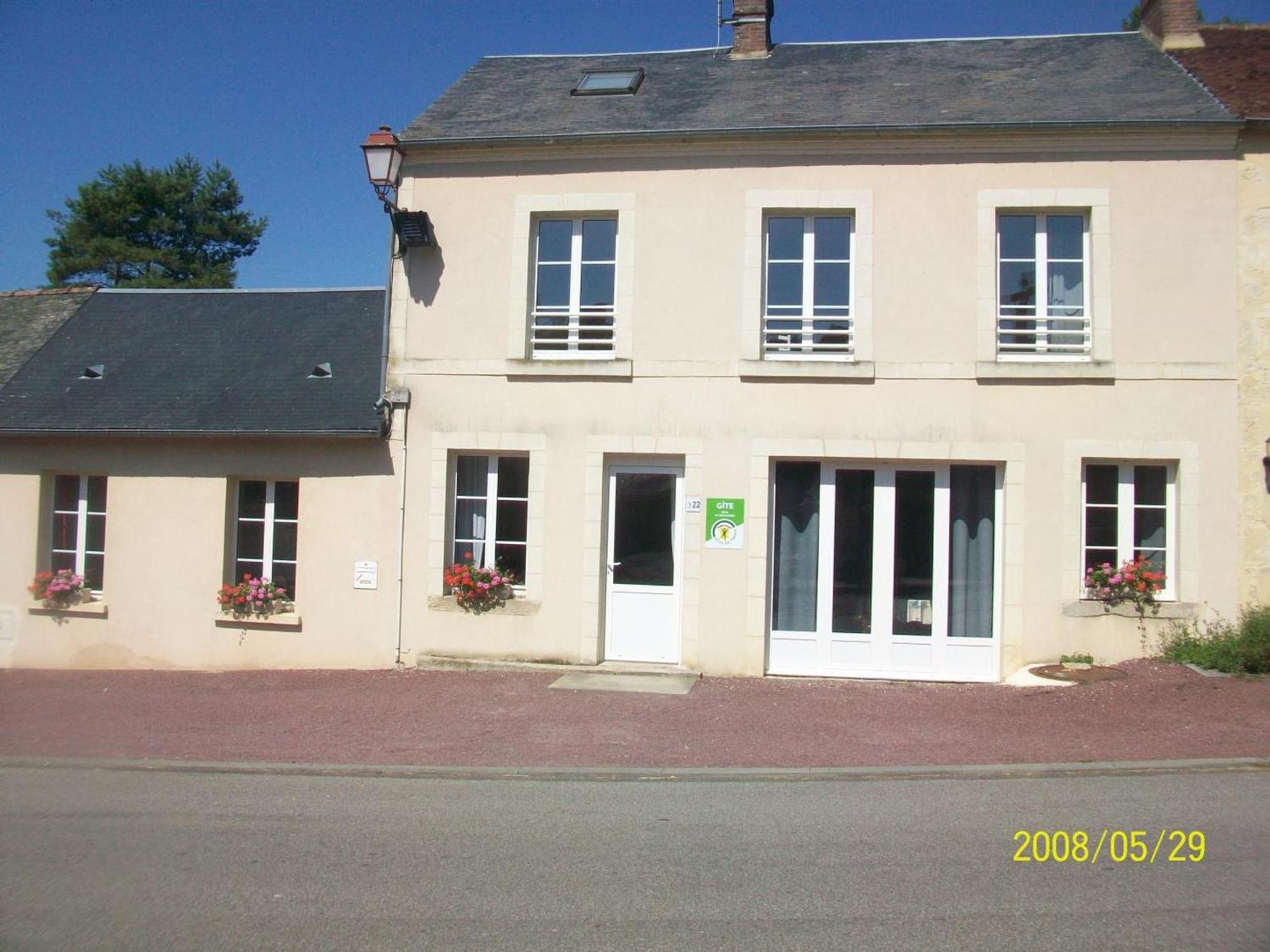 Maison Percheronne Spacieuse Avec Billard, Babyfoot, Et Jardin Clos, Animaux Bienvenus ! - Fr-1-497-65 La Mesniere Εξωτερικό φωτογραφία